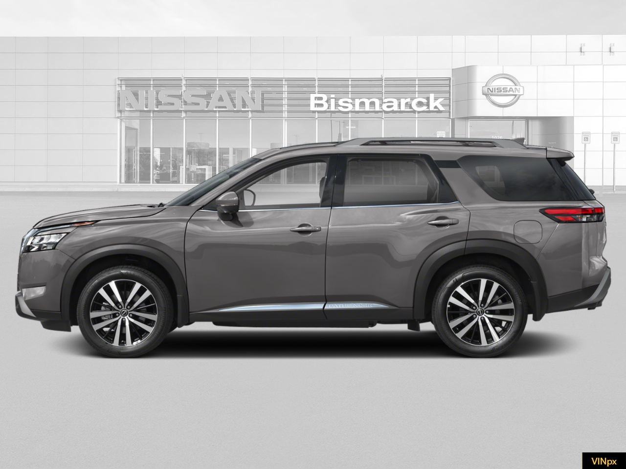 2025 Nissan Pathfinder Platinum photo 3