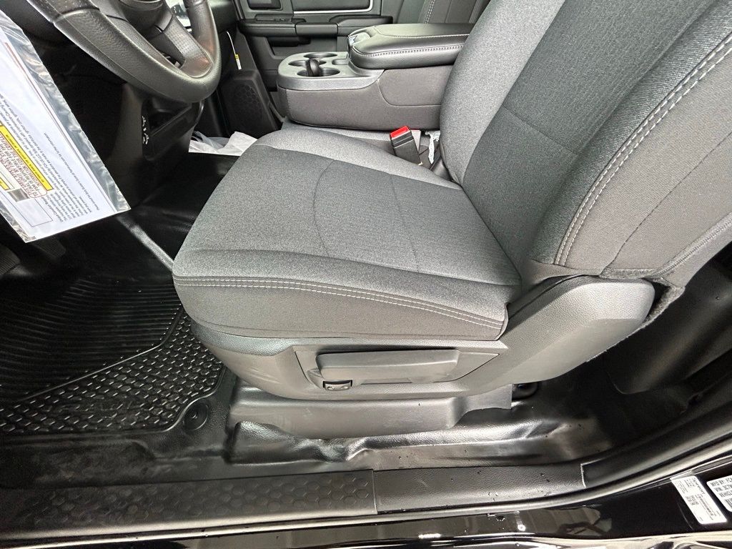 2024 Ram 3500 Tradesman photo 13