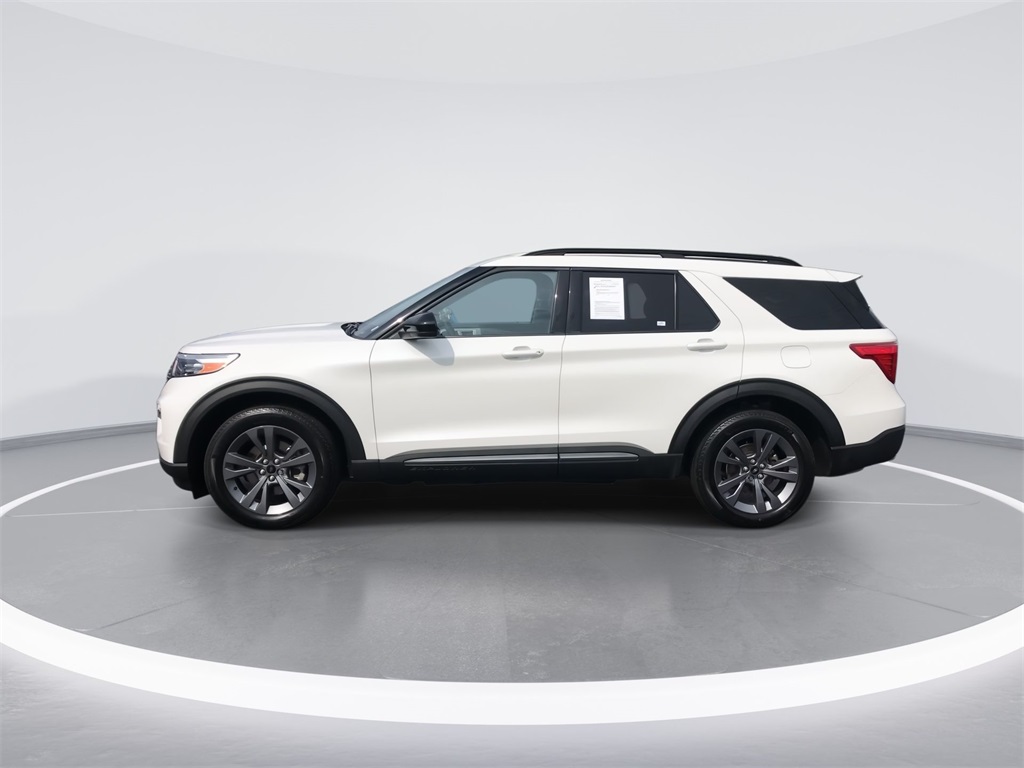 2023 Ford Explorer XLT photo 5
