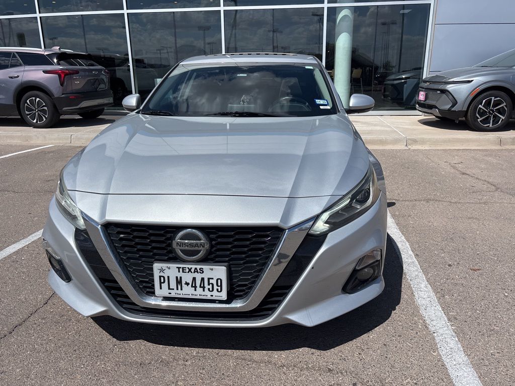 2019 Nissan Altima 2.5 SV photo 3