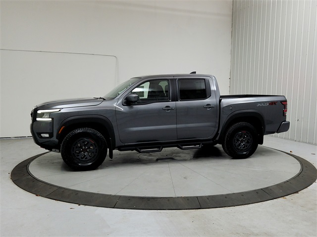 2026 Nissan Frontier PRO-4X photo 4