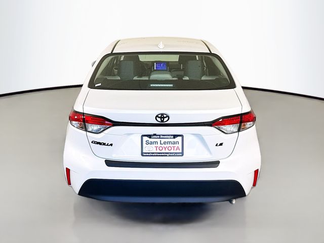 2026 Toyota Corolla LE photo 6