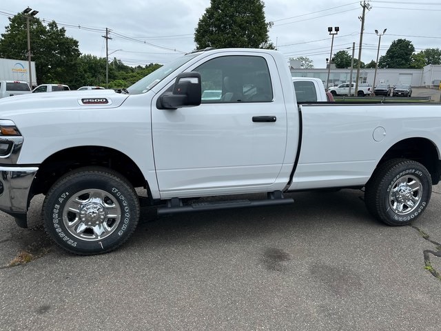 2025 Ram 2500 Tradesman photo 2