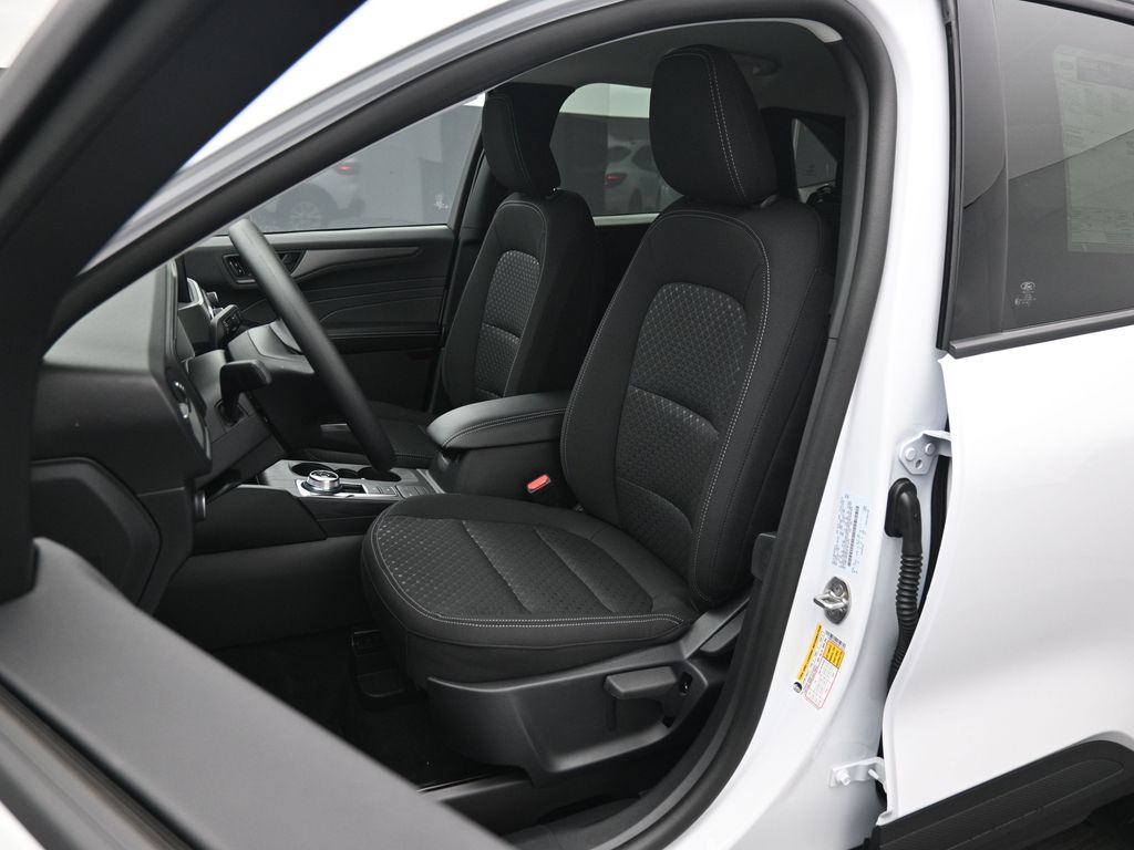2025 Ford Escape Active photo 7
