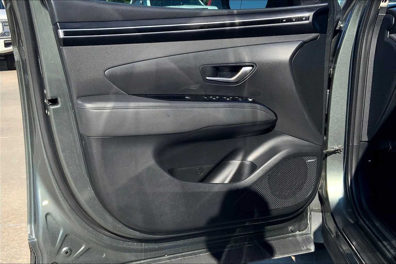2022 Hyundai Tucson Limited photo 21