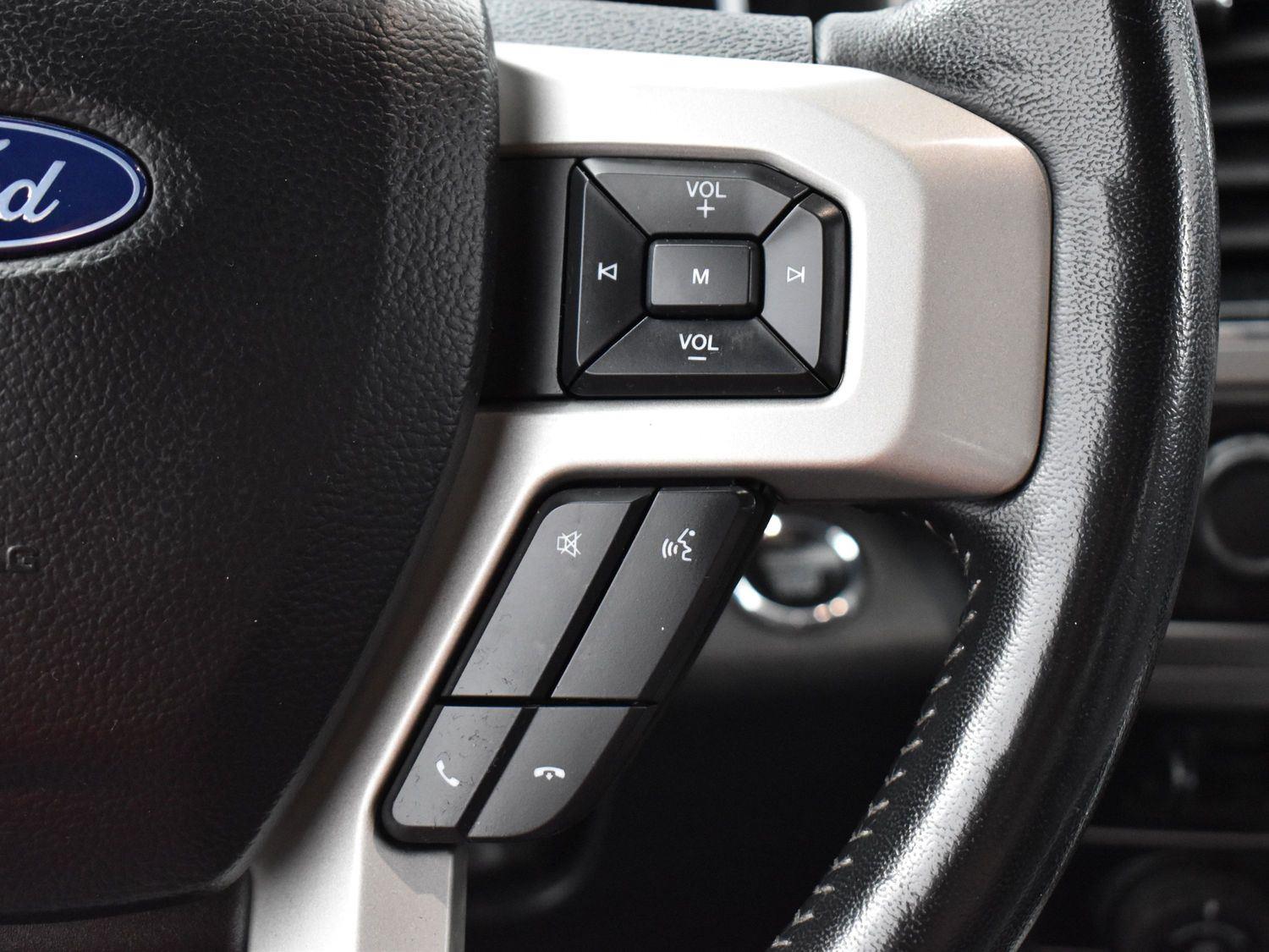 2022 Ford F-450 Lariat photo 18