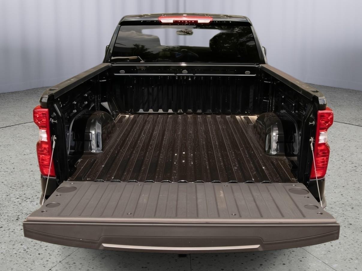 2025 Chevrolet Silverado 1500 LT photo 7