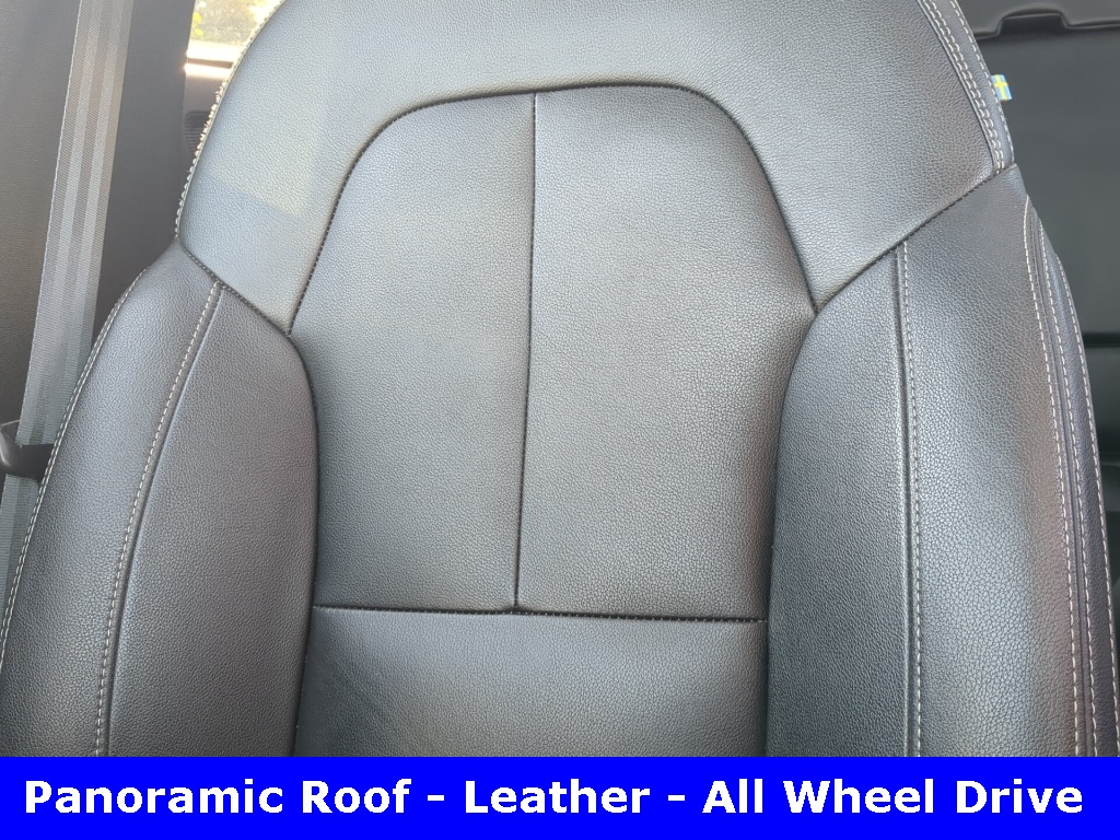 2024 Volvo XC40 Core photo 14