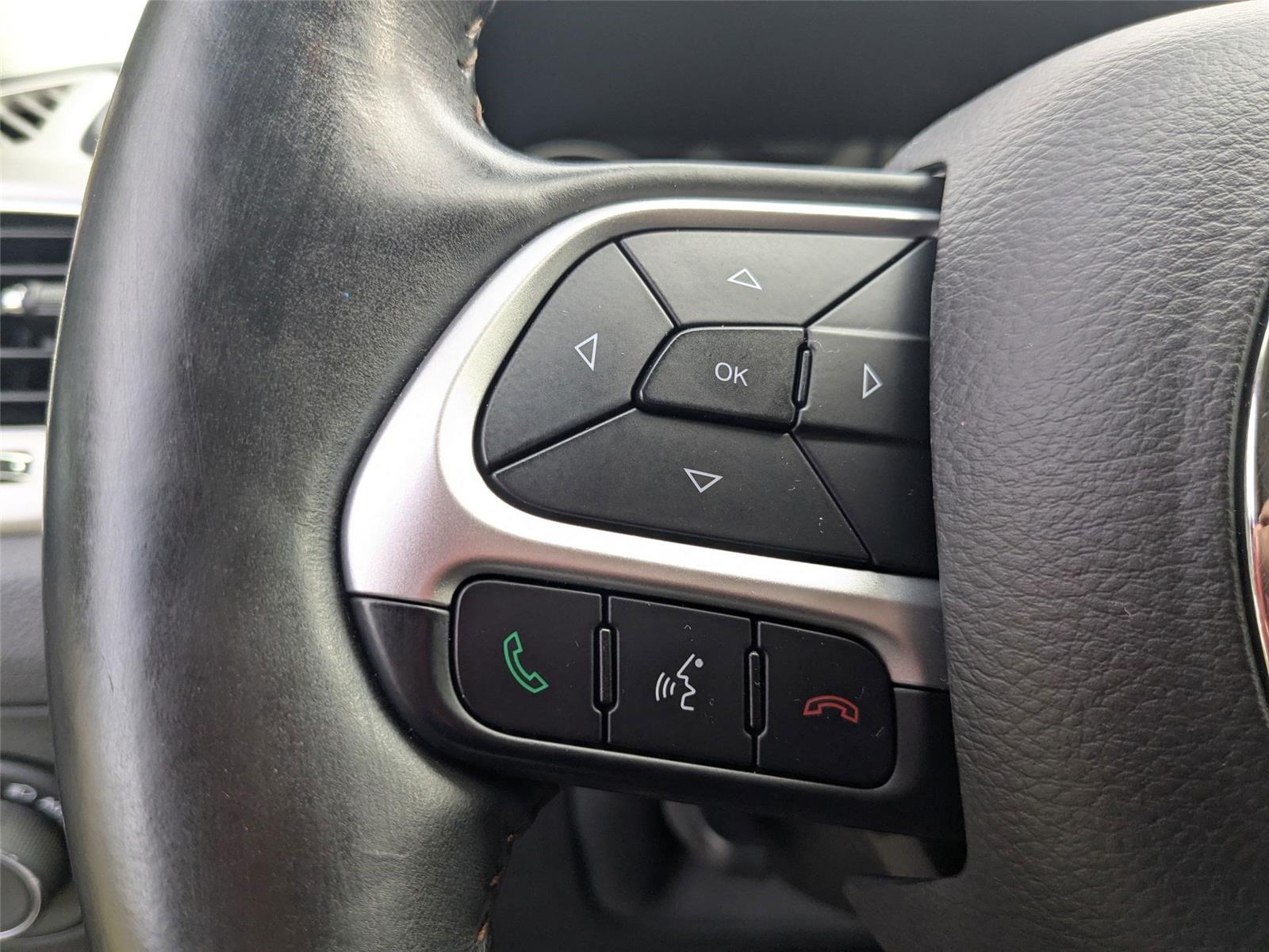 2017 Jeep Compass Latitude photo 16