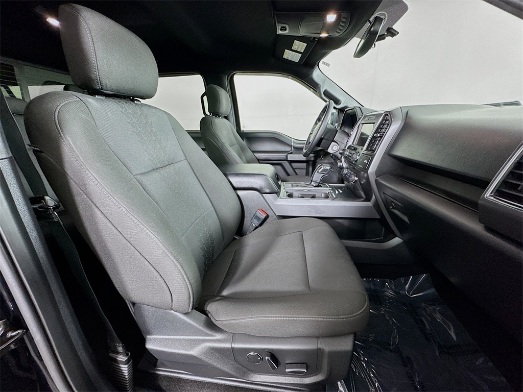 2018 Ford F-150 XLT photo 9
