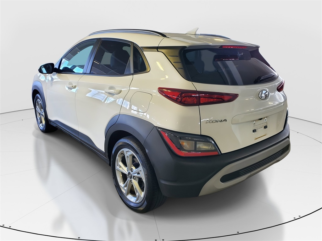 2023 Hyundai Kona SEL photo 2