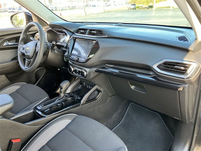 2022 Chevrolet Trailblazer LT photo 16