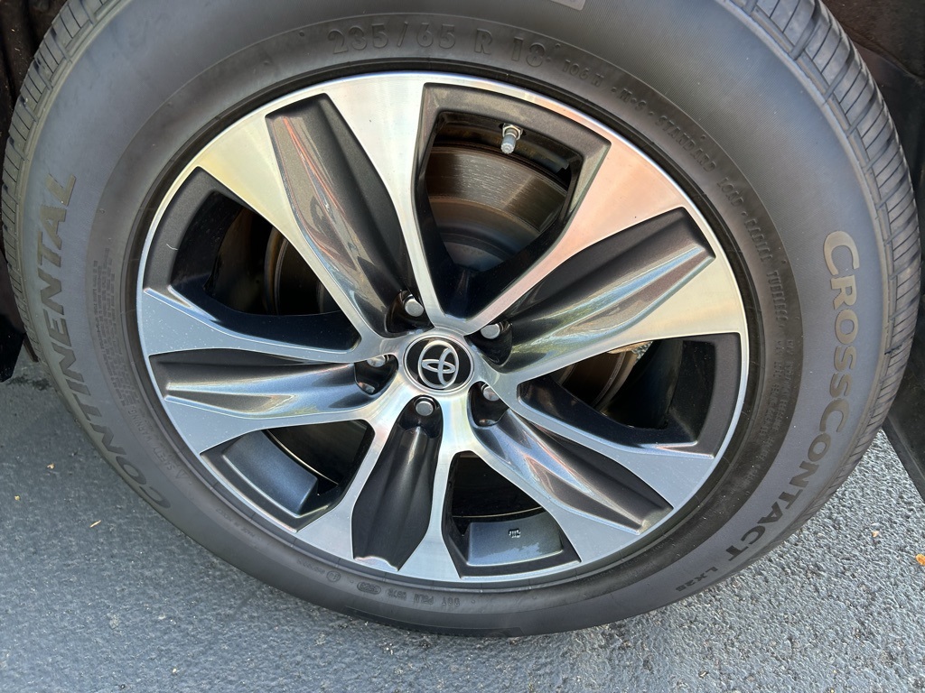 2022 Toyota Highlander XLE photo 8