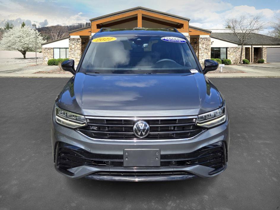 2022 Volkswagen Tiguan SE R-Line Black photo 2