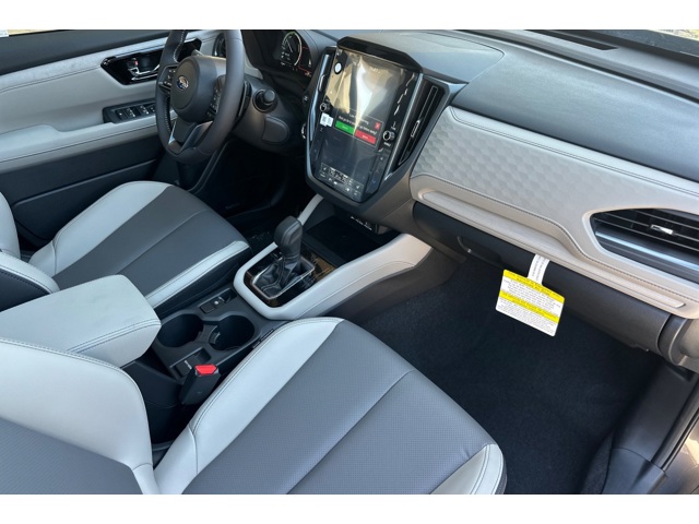 2025 Subaru Forester Limited photo 12