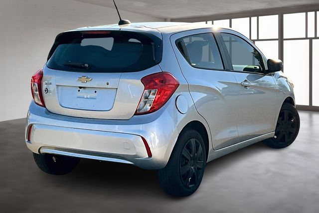 2017 Chevrolet Spark LS photo 2