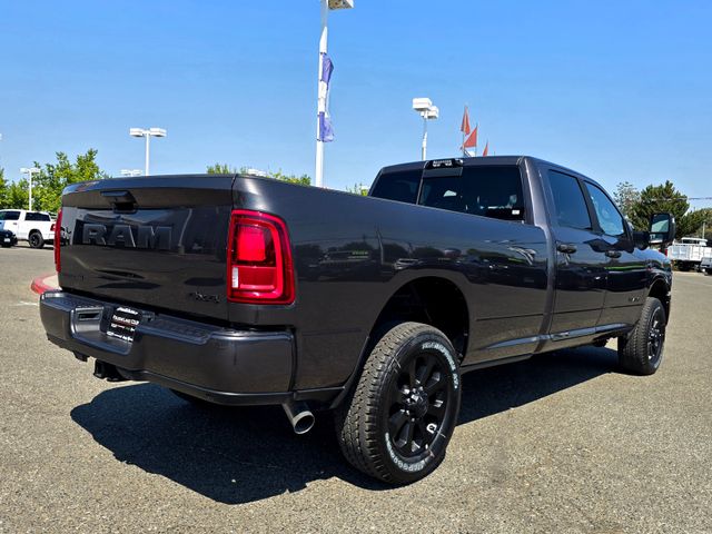 2025 Ram 3500 Big Horn photo 4