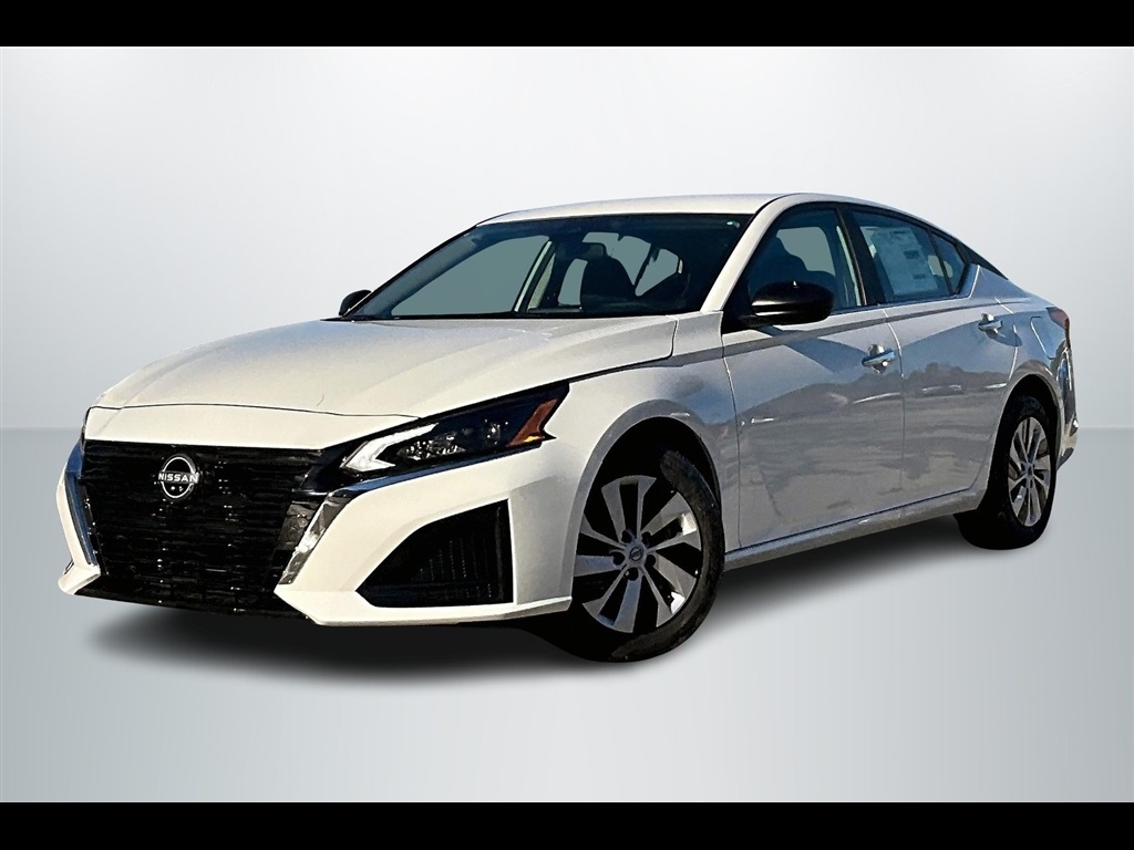 2025 Nissan Altima 2.5 S photo 2