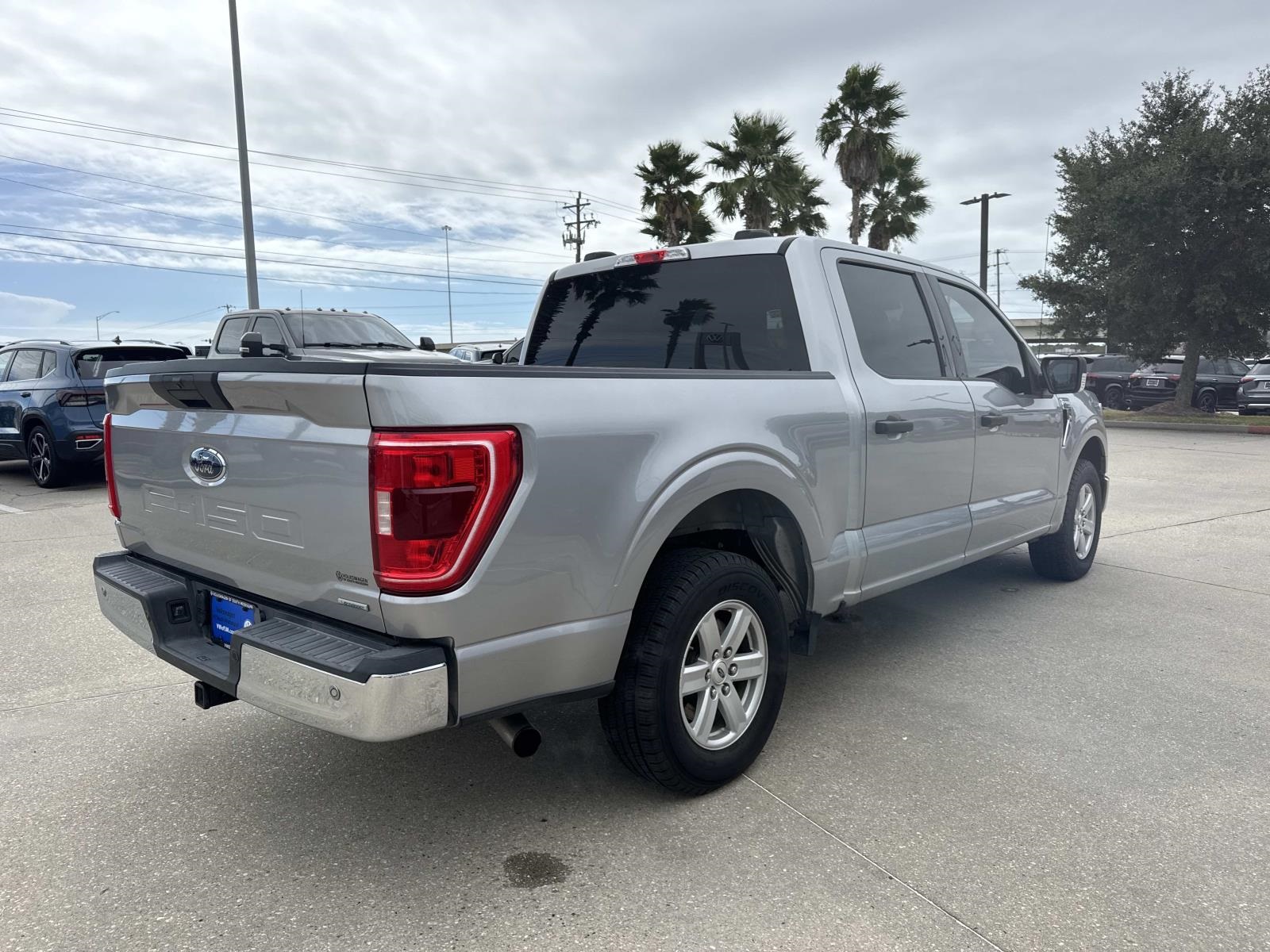 2021 Ford F-150 XLT photo 4