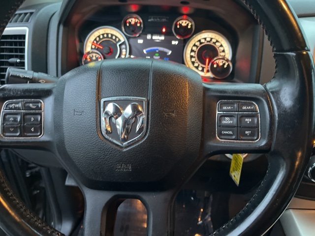 2019 Ram 1500 Classic SLT photo 17