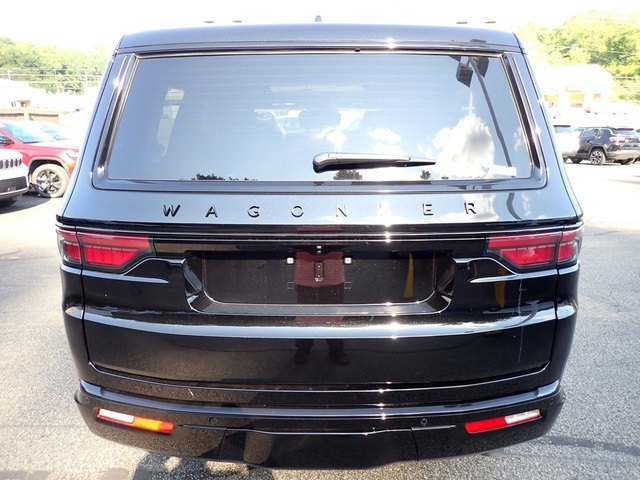 2025 Jeep Wagoneer Series II photo 3