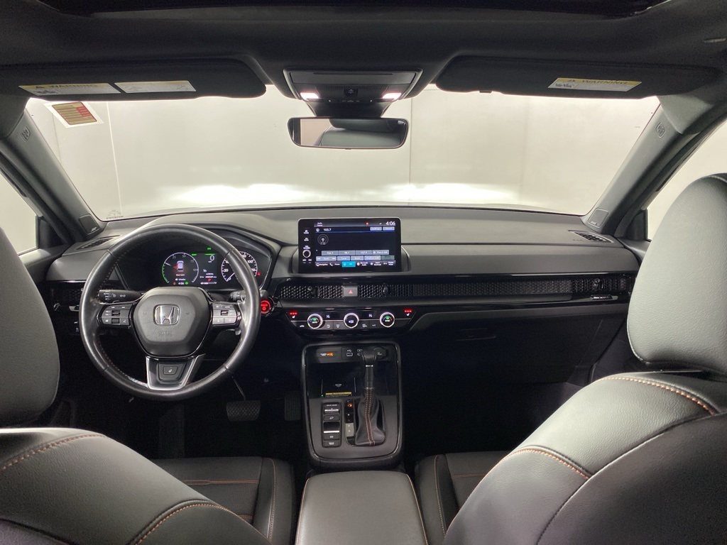 2023 Honda CR-V Hybrid Sport Touring photo 2