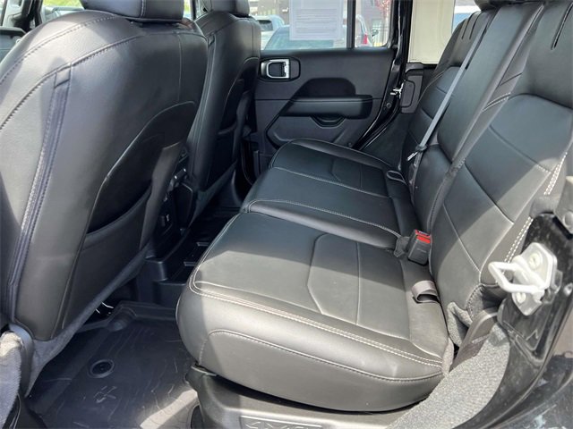 2022 Jeep Wrangler Unlimited Sahara 4xe photo 13