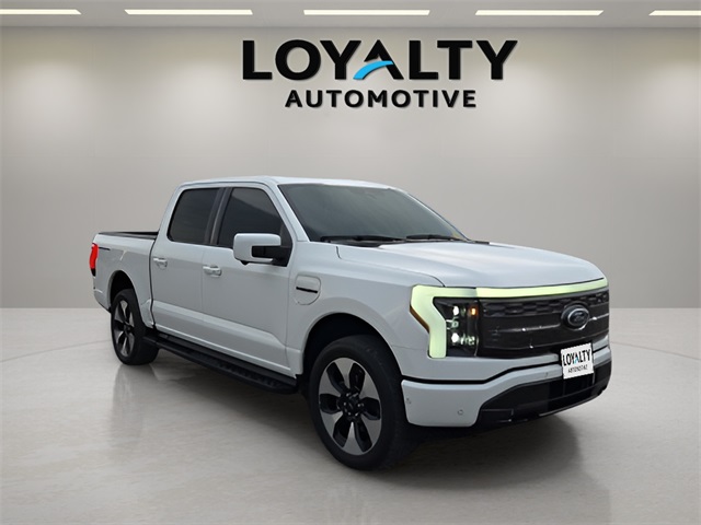 2023 Ford F-150 Lightning Platinum photo 7