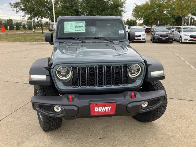 2025 Jeep Wrangler Rubicon photo 2