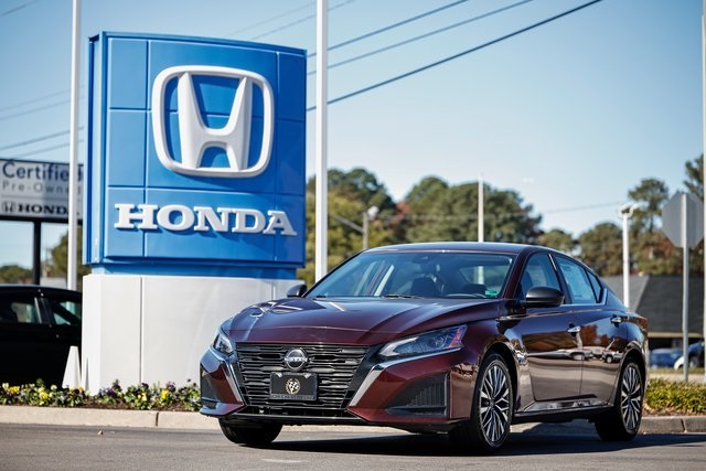 2024 Nissan Altima SV