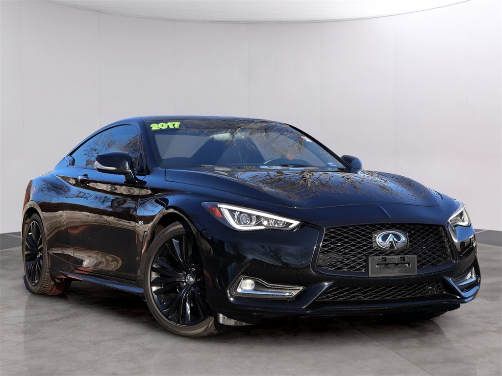 2017 INFINITI Q60 Coupe Premium's photo
