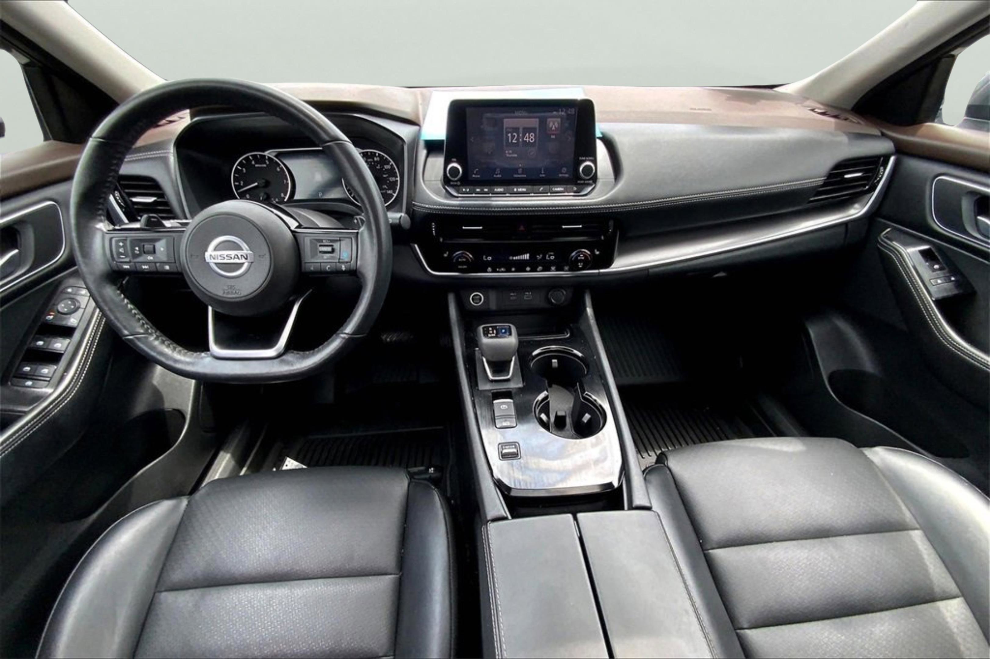 2021 Nissan Rogue SV photo 13