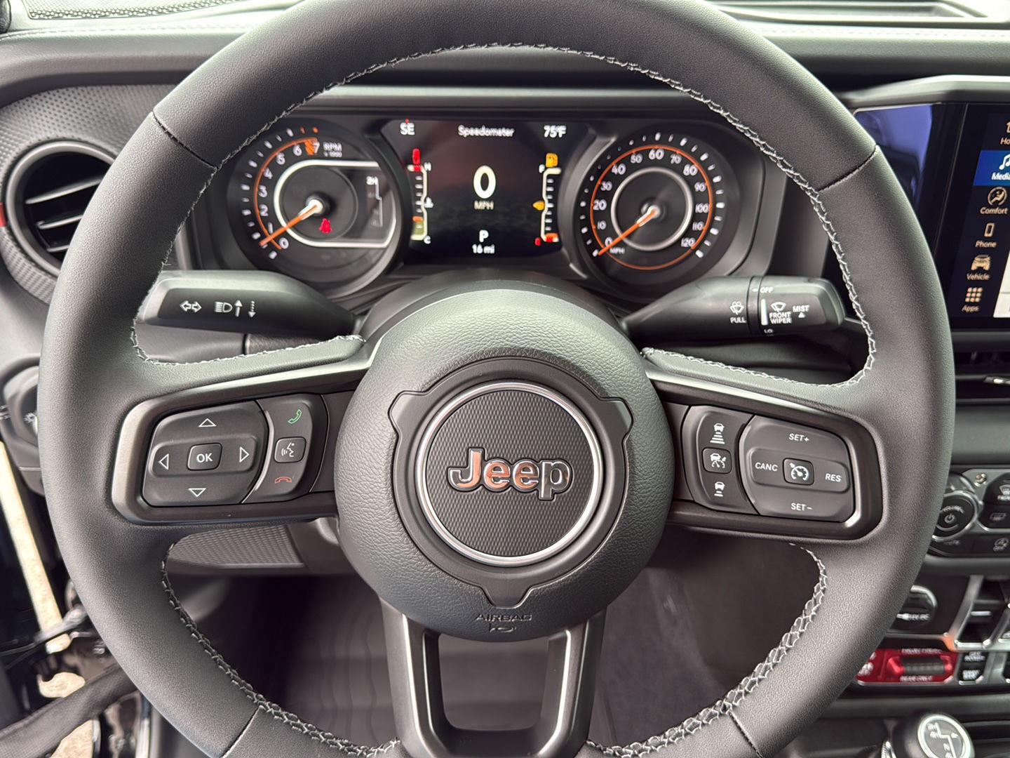 2025 Jeep Gladiator Rubicon photo 14