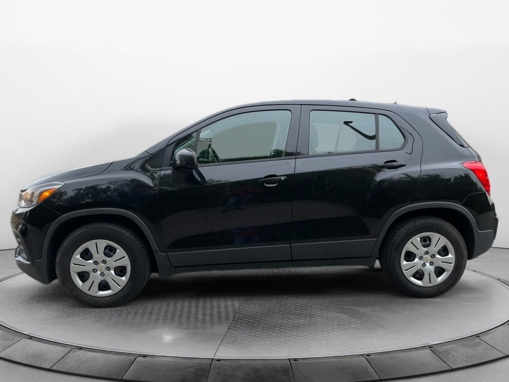 Used 2017 Chevrolet Trax LS with VIN 3GNCJKSB6HL283871 for sale in Kansas City