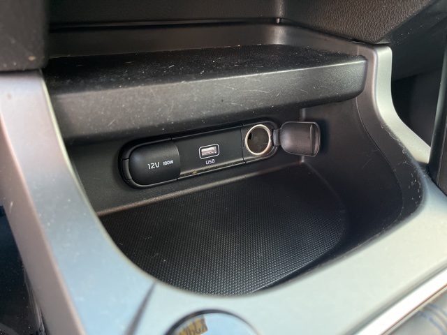 2021 Kia Seltos S photo 24