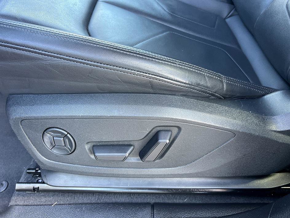 2024 Audi Q3 S line Premium photo 19