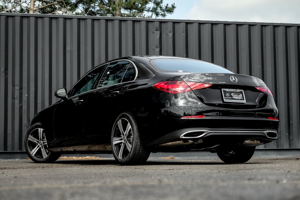 2025 Mercedes Benz C 300 4MATIC photo 2