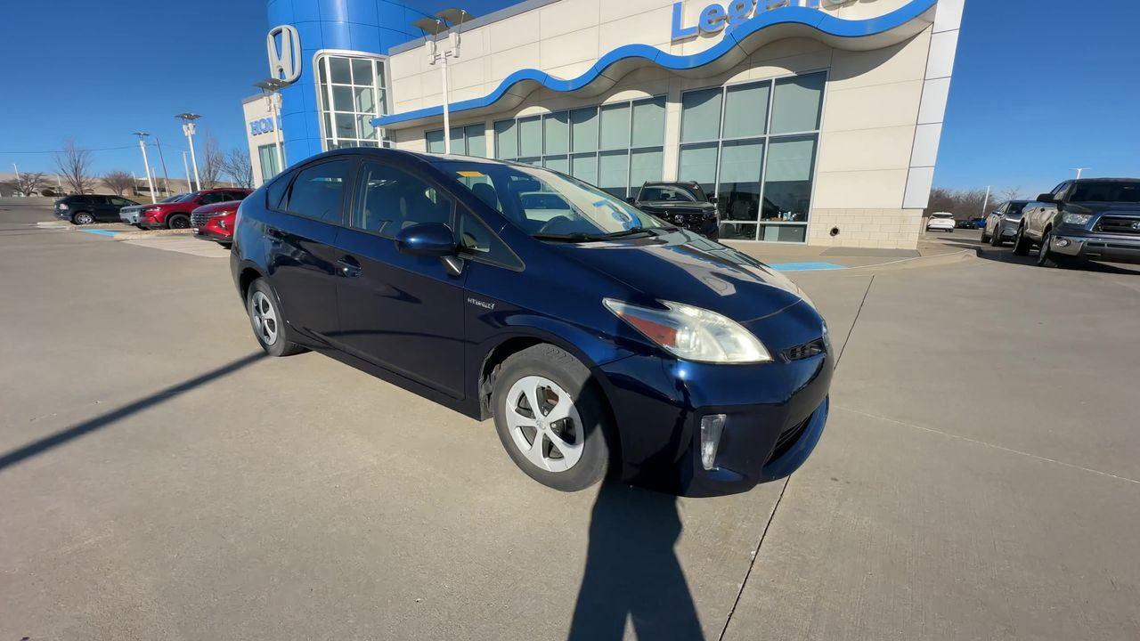 Used 2013 Toyota Prius Three with VIN JTDKN3DU2D1722742 for sale in Kansas City
