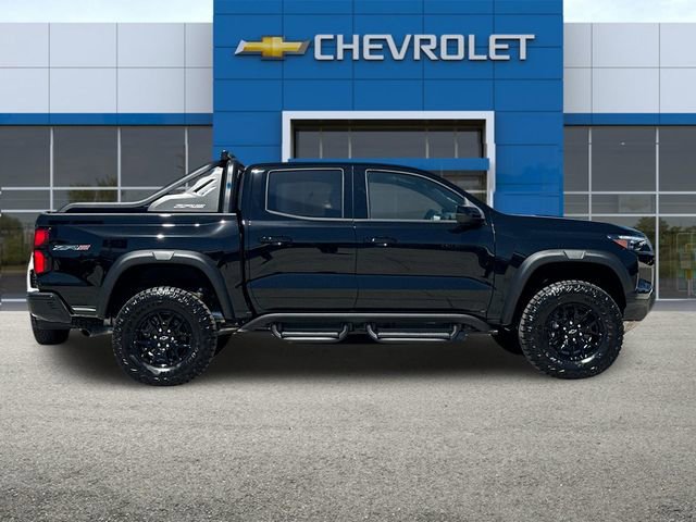 2025 Chevrolet Colorado ZR2 photo 3