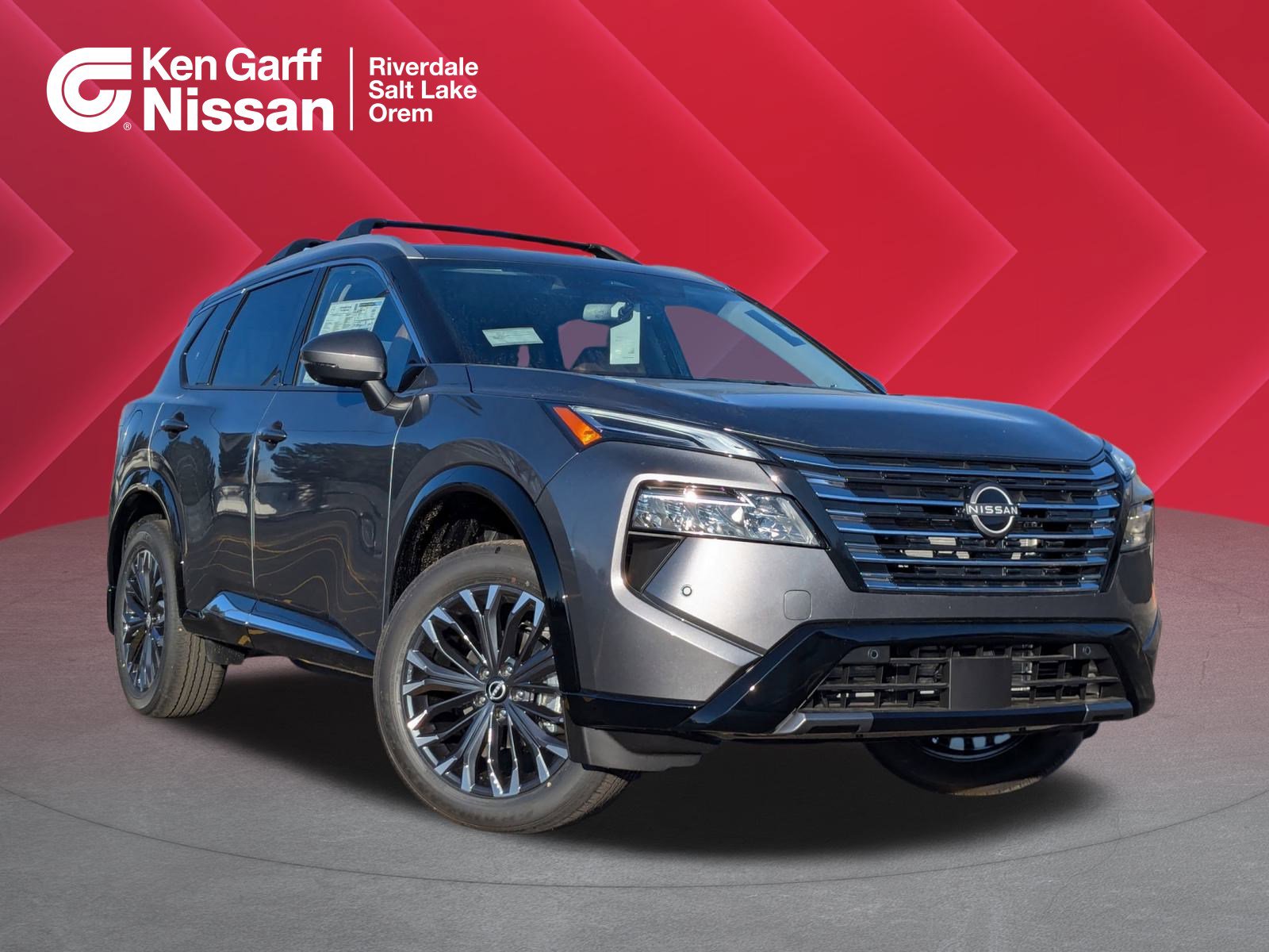 2026 Nissan Rogue Platinum's photo