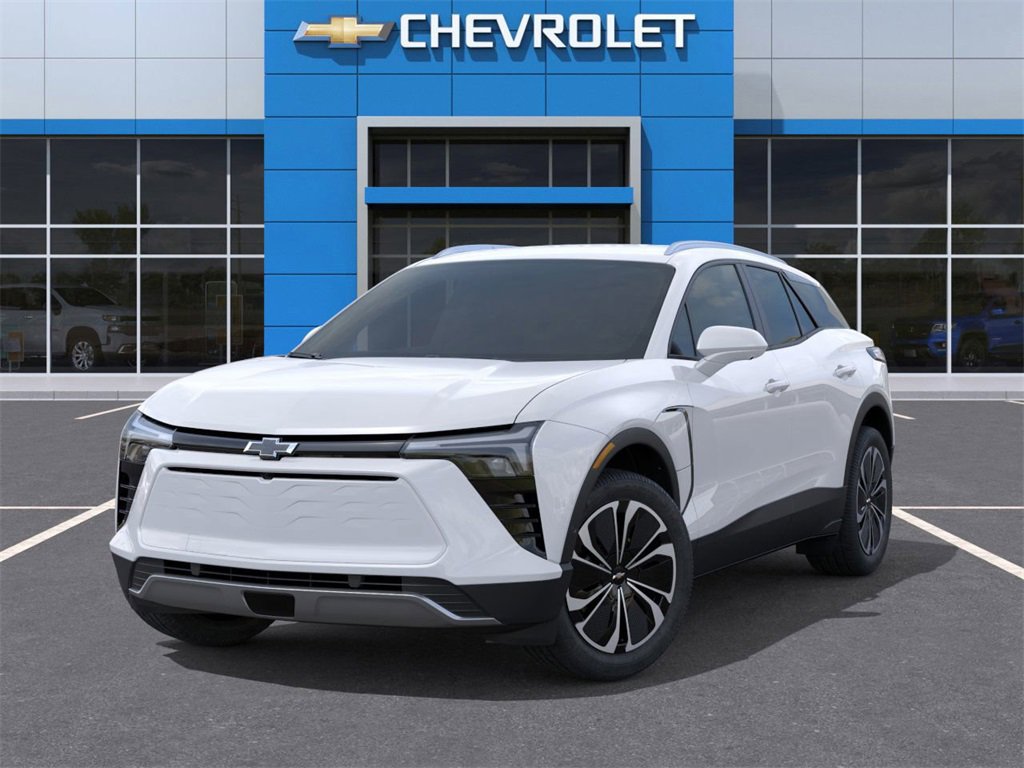 2026 Chevrolet Blazer EV photo 3