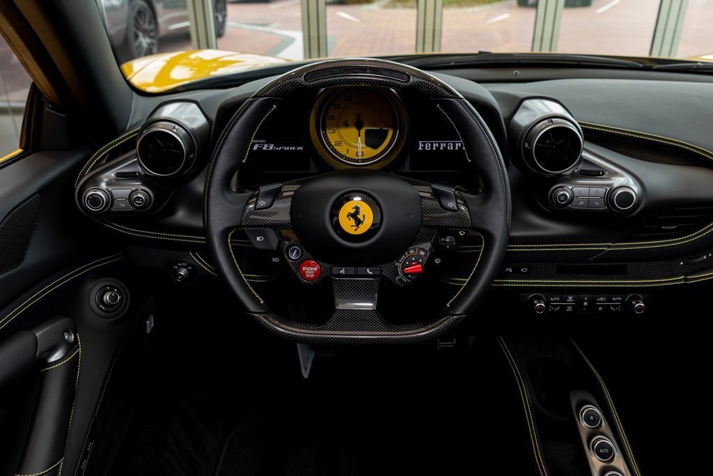 2022 Ferrari F8 Spider photo 31
