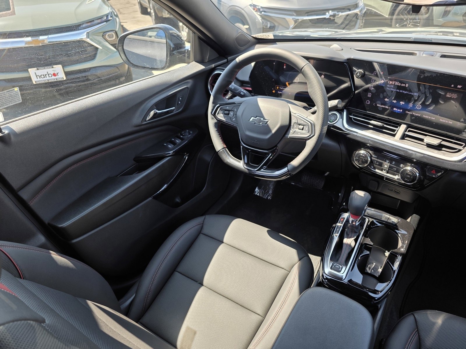 2025 Chevrolet Trax photo 16
