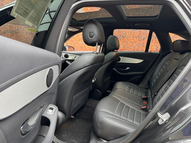2020 Mercedes Benz GLC 300 4MATIC photo 23