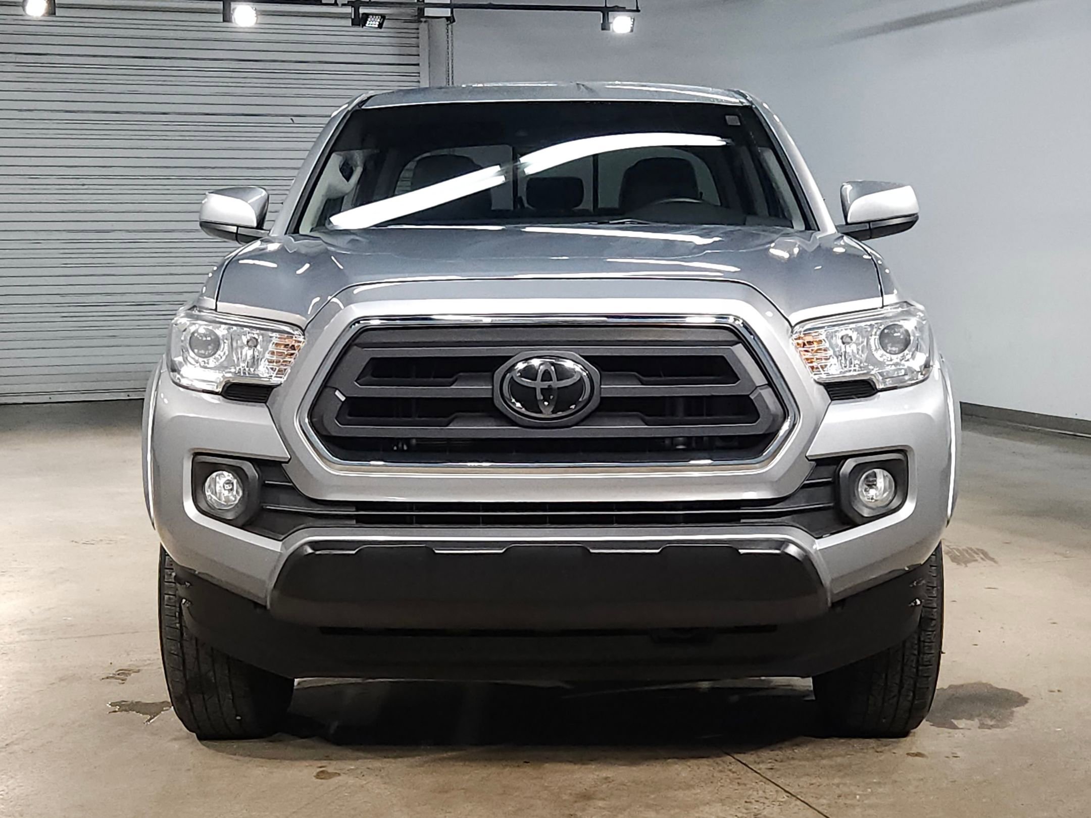 Used 2021 Toyota Tacoma SR5 with VIN 5TFAZ5CN9MX106362 for sale in Little Rock