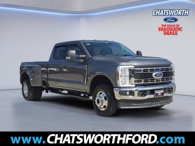 2024 Ford F-350 Super Duty XLT's photo