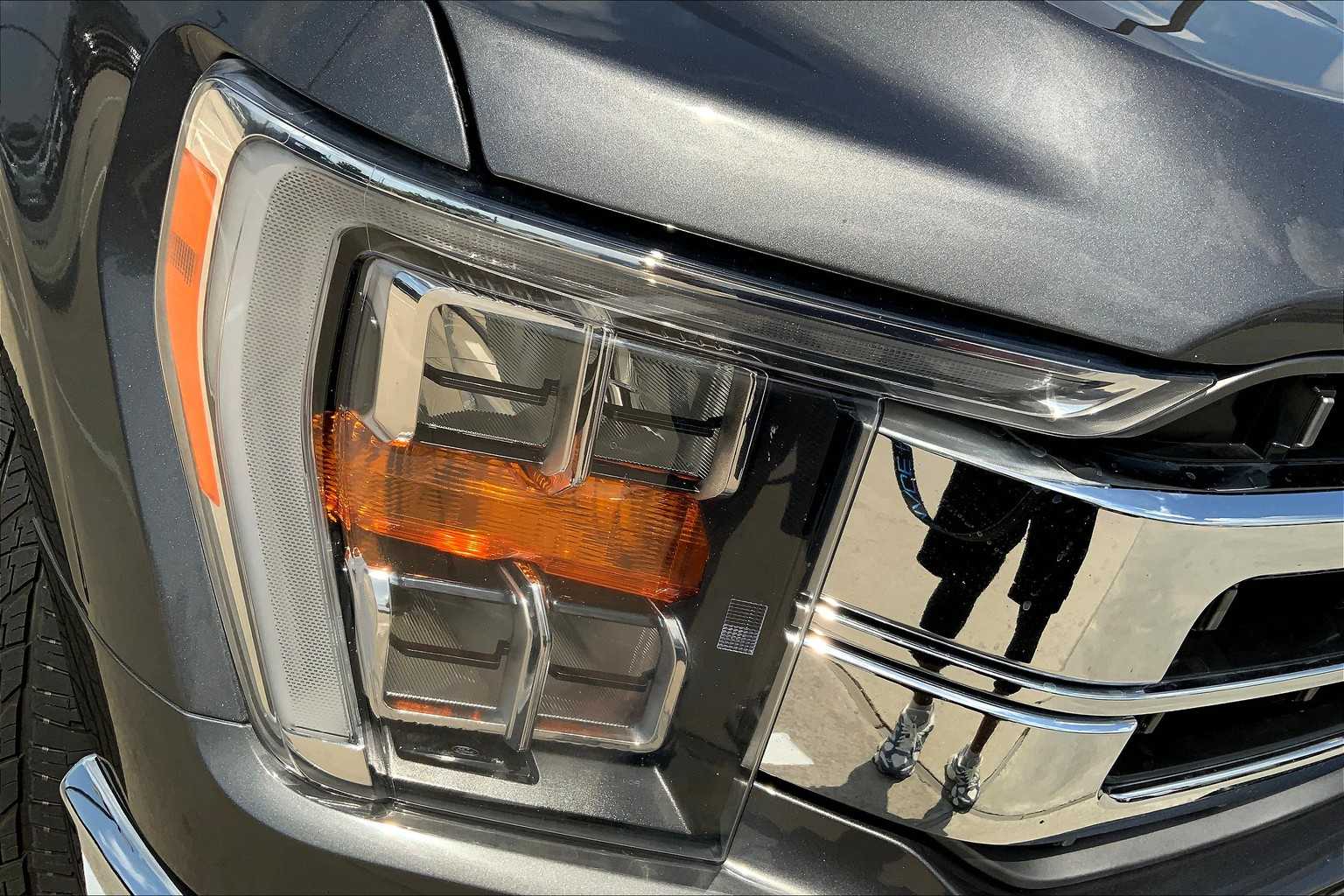 2022 Ford F-150 Lariat photo 50
