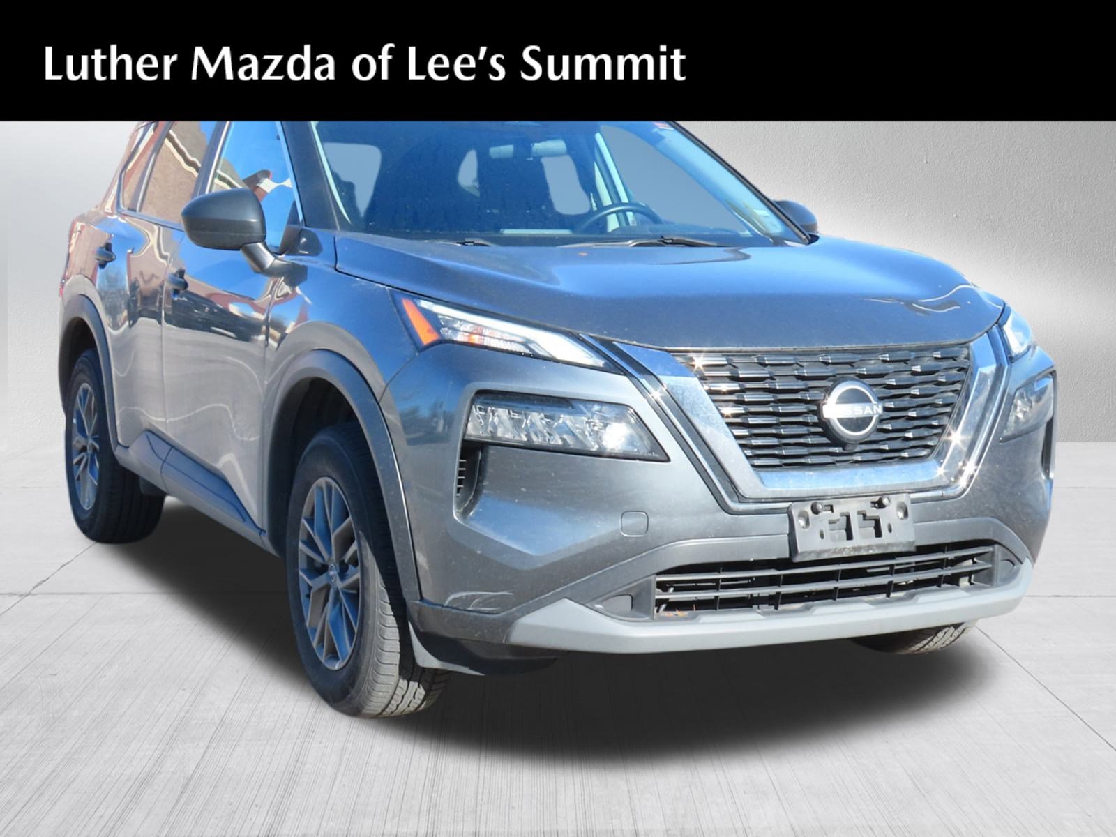 2023 Nissan Rogue S's photo