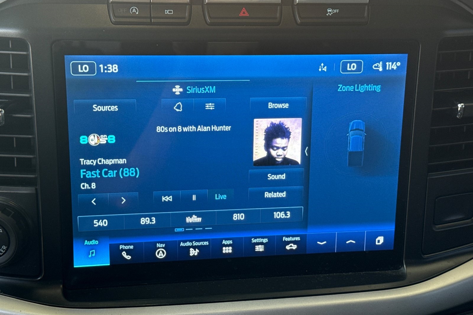 2022 Ford F-150 XLT photo 18