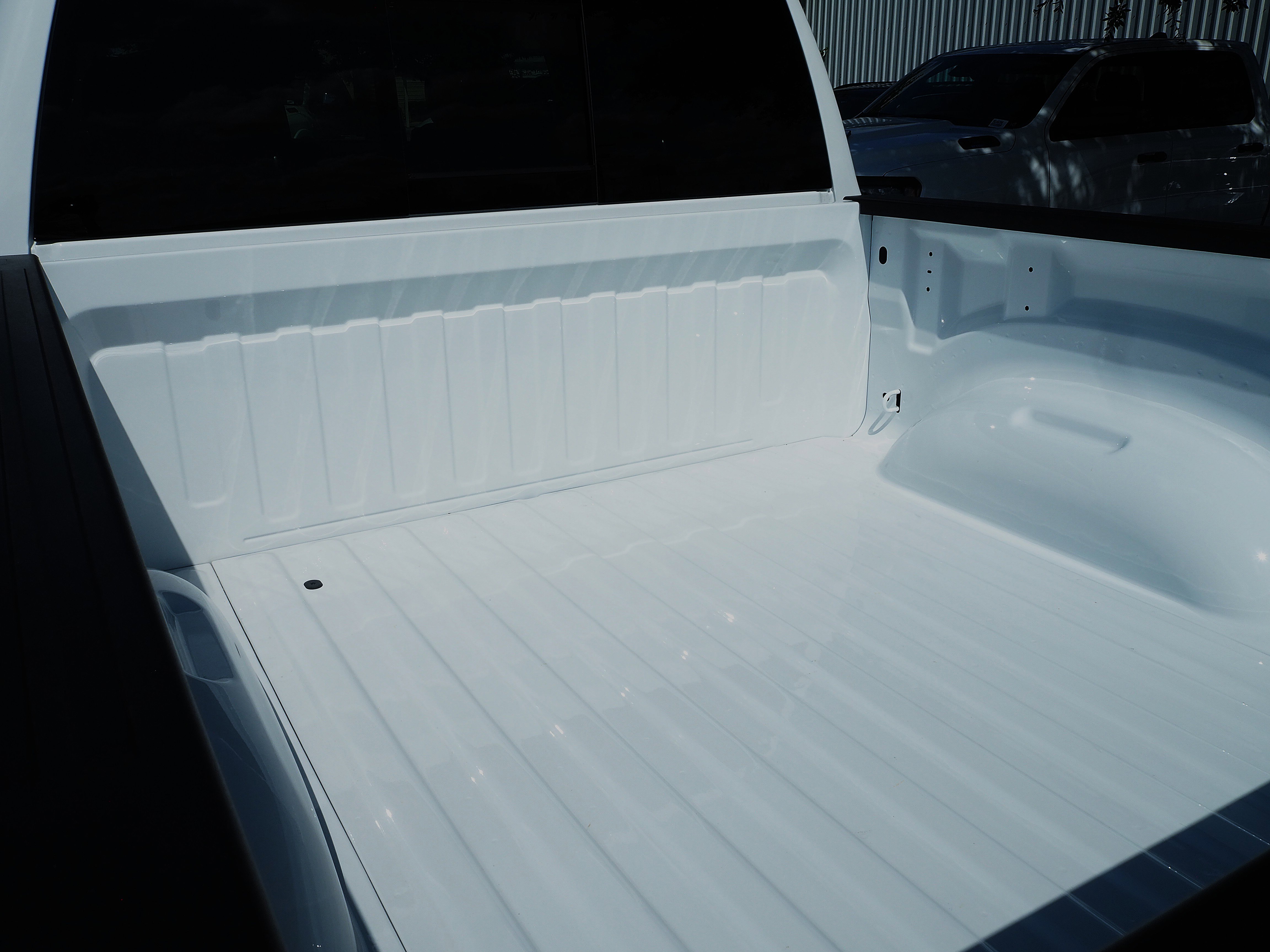 2025 Ram 1500 Tradesman photo 3